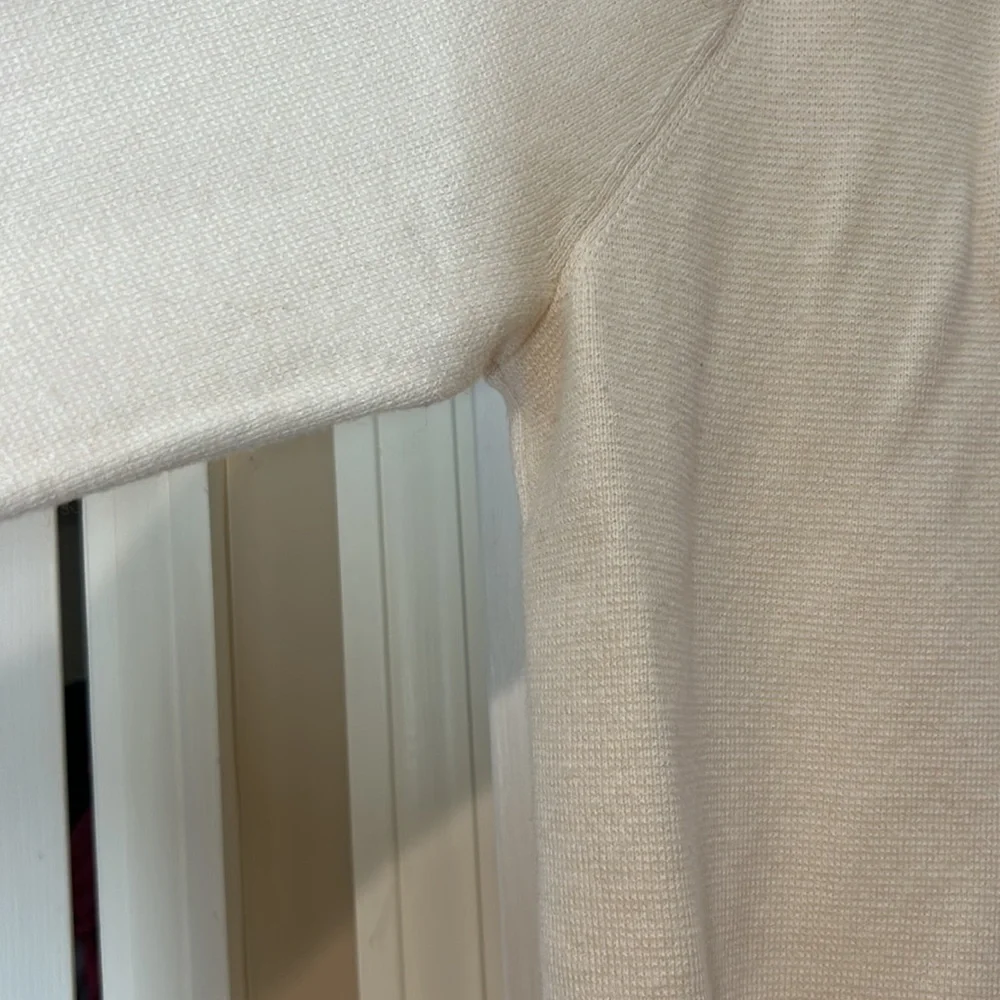 J.Crew 365 sweater jacket. Off white color. 3/4 sleeves. Sz M - Picture 5 of 9